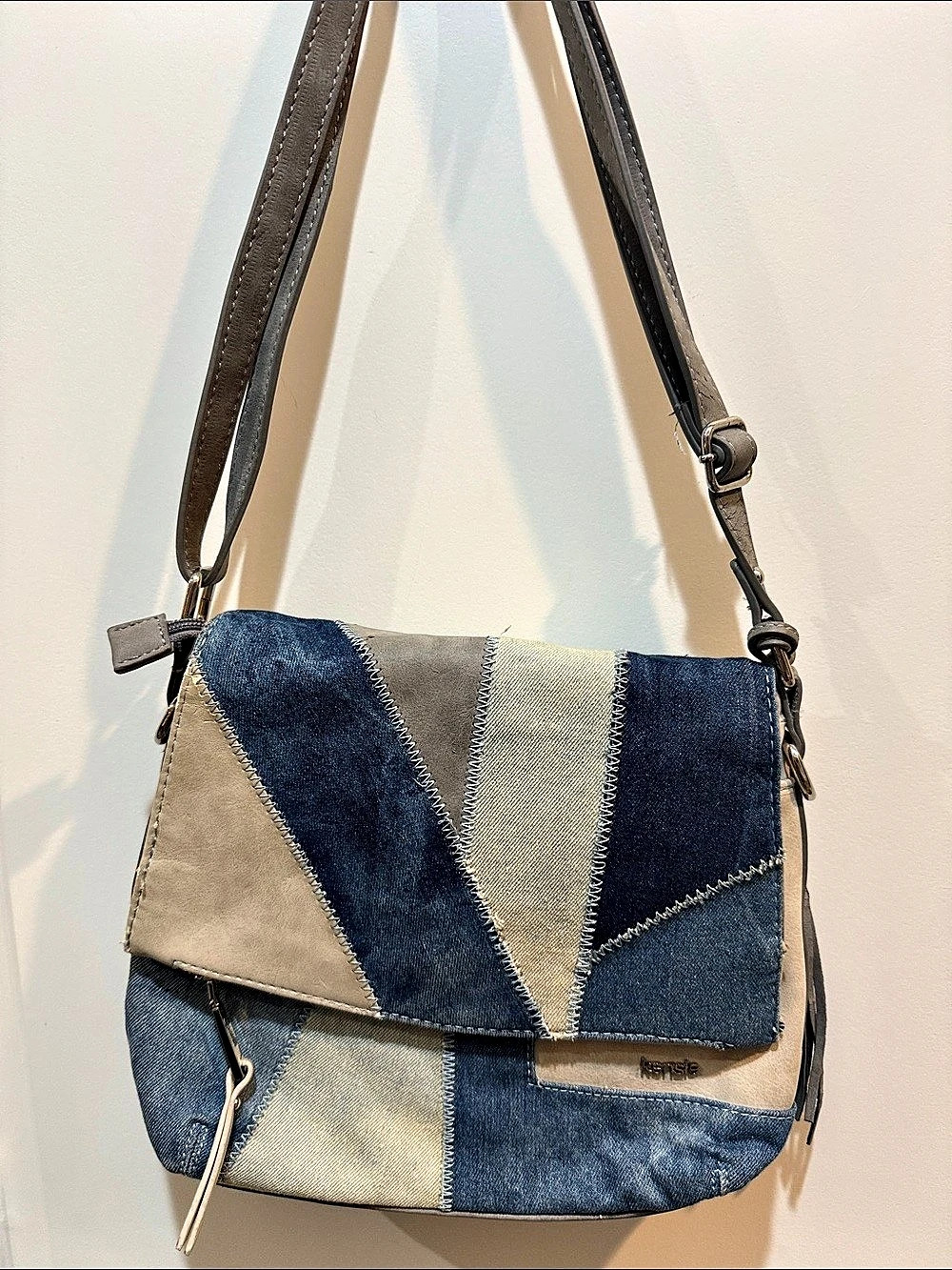 Kensie Y2K style Color Block Crossbody Bag Blue & Gray